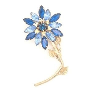 Vintage 1950s Blue Rhinestone Flower Brooch Pin Gold Tone Stem Leaves